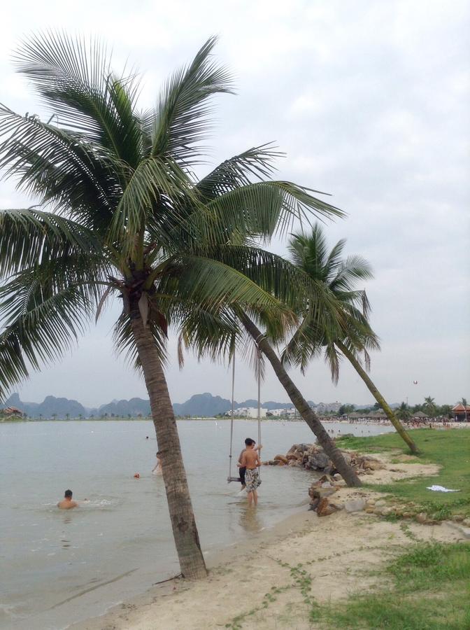 Queen Motel Ha Long Buitenkant foto