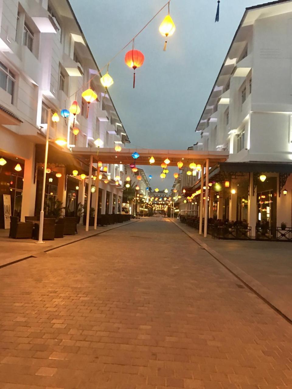 Queen Motel Ha Long Buitenkant foto